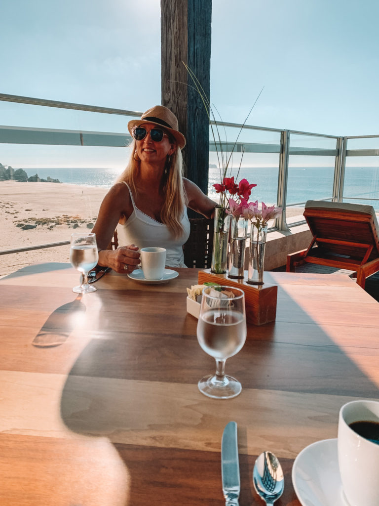 Mornings on the veranda of the VIP lounge

The Kristi Jones Podcast - Visiting Cabo San Lucas-Pueblo Bonito Pacifica