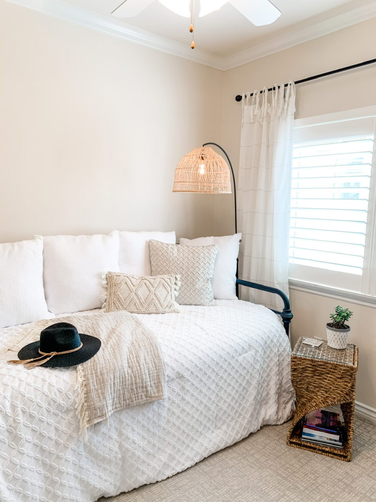 The Kristi Jones Podcast - Creating a cozy guest room