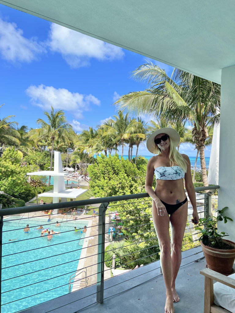 Woman in a bikini by the terrace

The Kristi Jones Podcast - My Travel Tips for Miami Beach